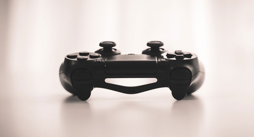 hij op de Playstation zij op de iPad