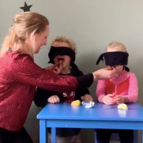 kind fruit eten