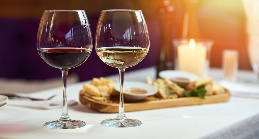 kinderen alleen thuis voor date