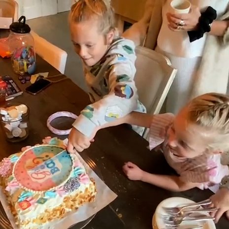 vlog eline