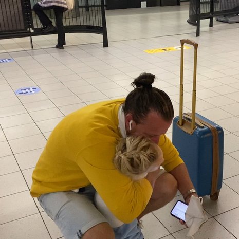 vlog_eline_nick_ophalen_schiphol